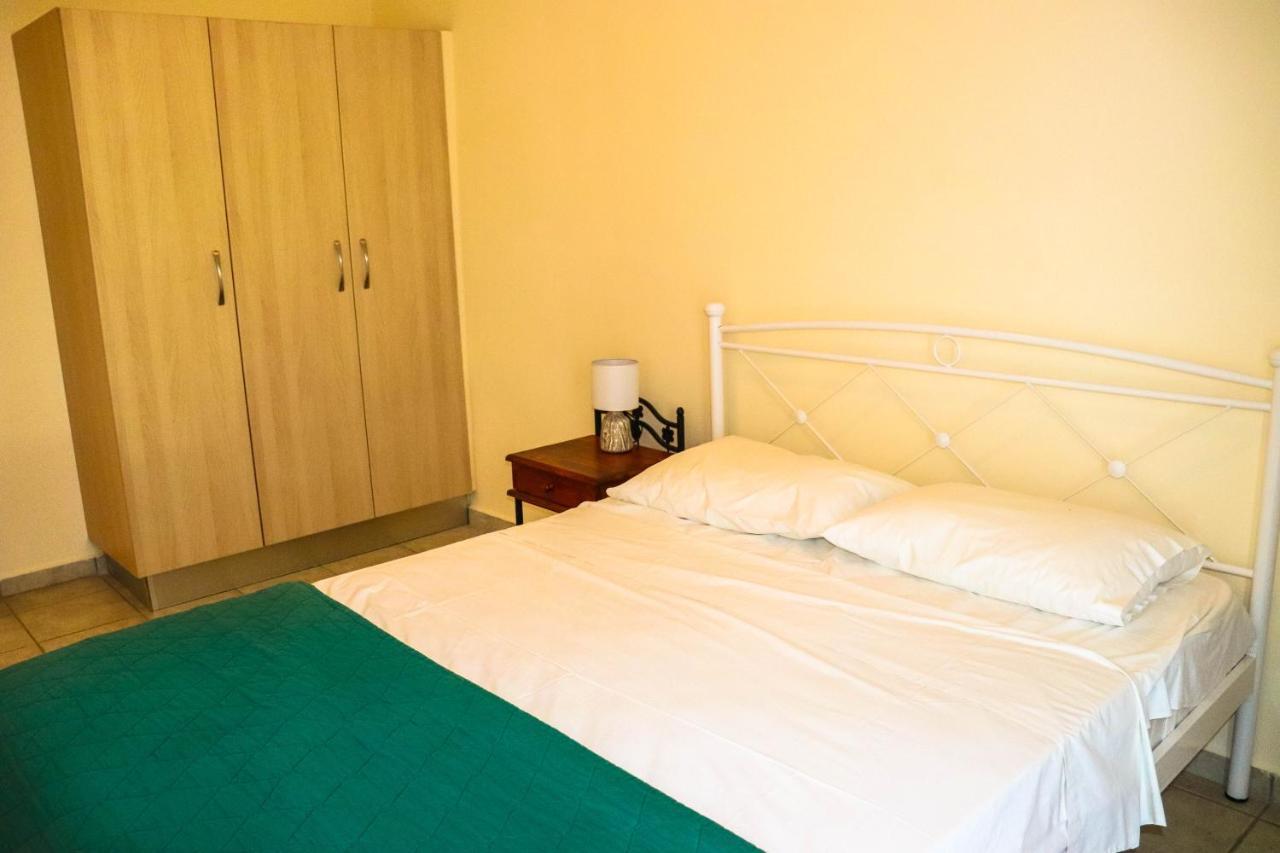 Orizontas Studios & Apartments Свороната Екстер'єр фото
