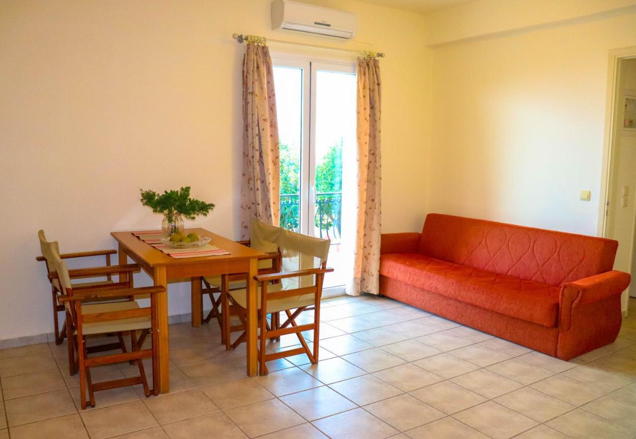 Orizontas Studios & Apartments Свороната Екстер'єр фото
